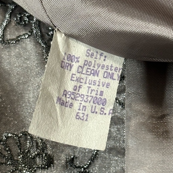 Bergamo by EBI Embroidered Formal Suit - Picture 6 of 10